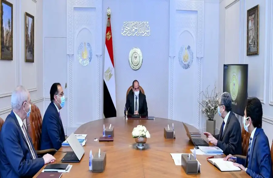 "إنتاج الطاقة النظيفة والهيدروجين الأخضر والربط الكهربائي بين الدول".. على مائدة الرئيس السيسي