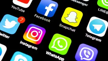شركات التواصل الاجتماعي تفقد أكثر من 135 مليار دولار من قيمتها السوقية