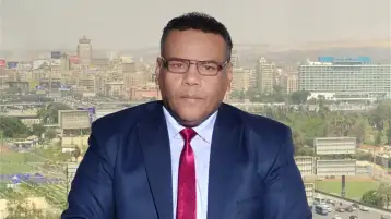 أبوبكر الديب : 5 أسباب وراء ارتفاع الدولار مقابل الجنيه..  والتراجع قريبا