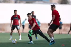 تقسيمة قوية للاعبي الأهلي فى المران الثالث بالمغرب