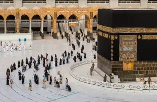 شركات السياحة تخاطب الفائزين في القرعة الإلكترونية للحج لاستكمال أوراقهم وسداد باقي التكلفة