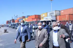 الوزير يتفقد معدلات تنفيذ مشروعات الطرق والكباري في 6 محافظات بالوجه البحري والدلتا