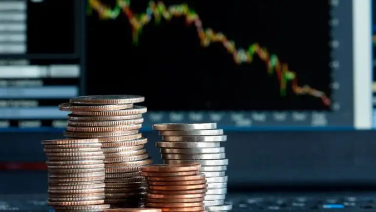عائد سندات الخزانة الأمريكية لأجل عامين يرتفع أعلى 2.9% بعد بيانات التضخم