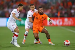 المنتخب الهولندي يتعادل مع نظيره البولندي في دوري الأمم الأوروبية