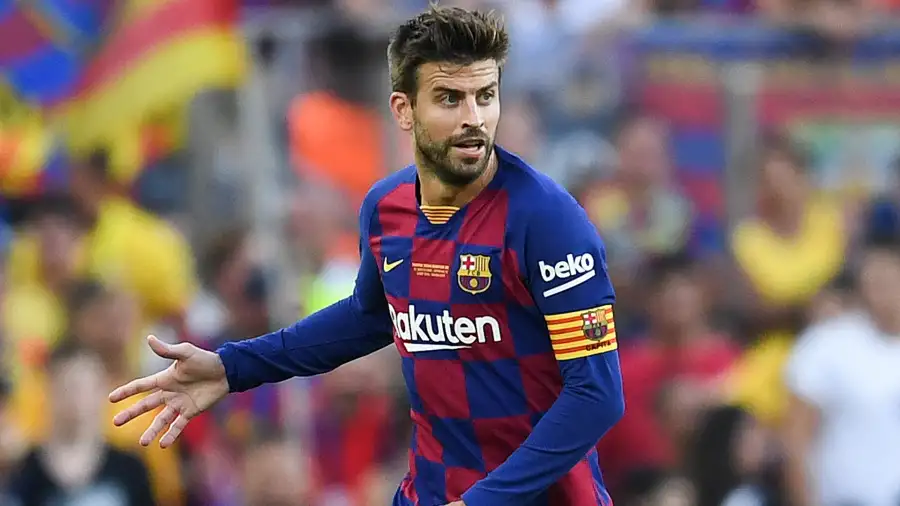 رئيس برشلونة يدعم بيكيه