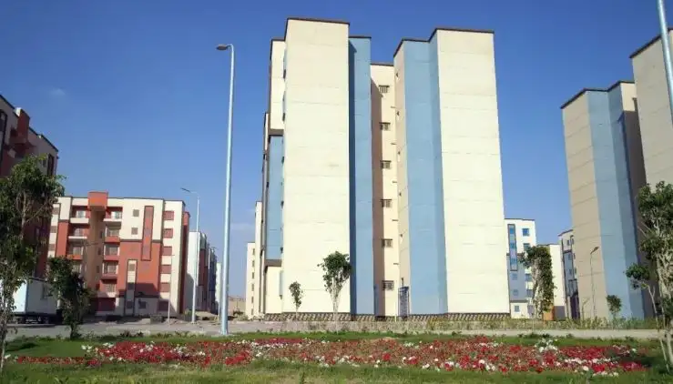 وزير الإسكان: جاري تنفيذ 465 عمارة جديدة ضمن مبادرة "سكن لكل المصريين" بمدينة 15 مايو