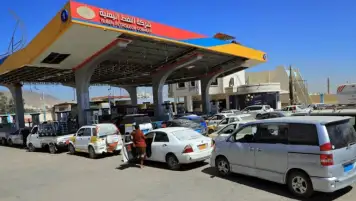 اليمن يرفع أسعار البنزين فى عدن 14% وسط أزمة وقود