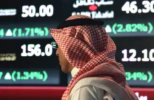 الأسهم السعودية تقود انخفاض بورصات الخليج وسط مخاوف بشأن النمو
