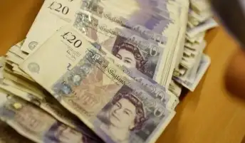 سعر الجنيه الإسترليني اليوم الخميس 23-6-2022 مقابل الجنيه