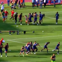 جماهير النجم تعتدي بالضرب على لاعبي الترجي في ديربي الدوري التونسي