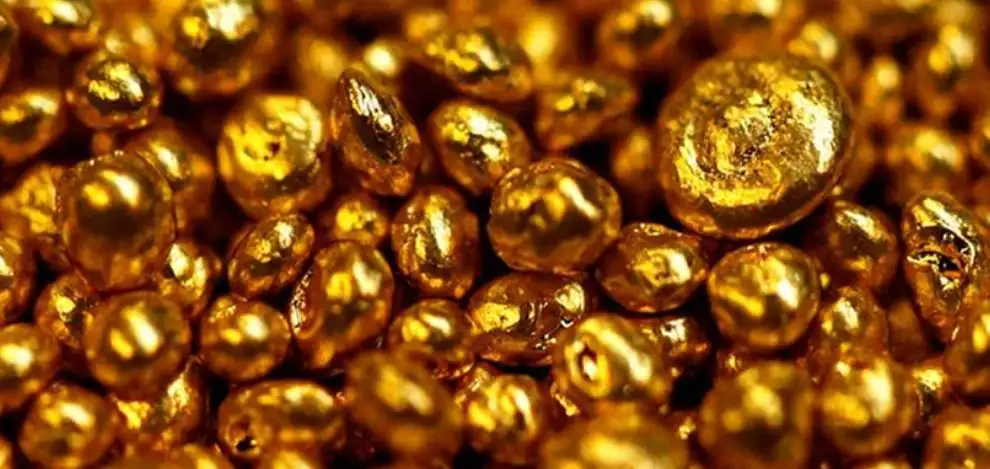سعر الذهب العالمي يصعد مع الاتفاق الغربي على حظر واردات المعدن النفيس من روسيا