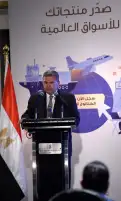 وزير قطاع الأعمال: التسويق والترويج وحزمة متكاملة من الخدمات اللوجستية للمصنعين عبر "جسور"