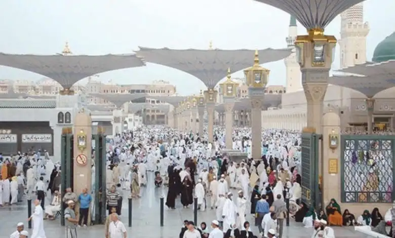 اتحاد شركات السياحة يناشد خادم الحرمين السماح لأصحاب التأشيرات السياحية بالحج هذا العام