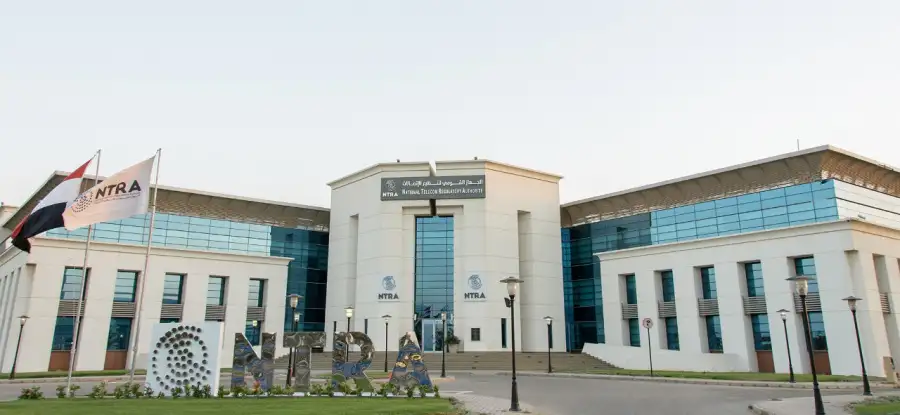 القومي لتنظيم الاتصالات يعلن أوقات عمل منافذ بيع مقدمي خدمات الاتصالات خلال عيد الأضحى