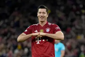 برشلونة يقدم عرضا رسميا لبايرن ميونخ لضم ليفاندوفسكي
