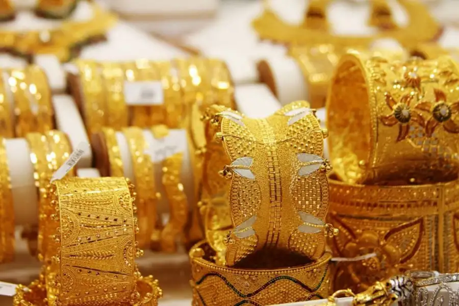 أسعار الذهب اليوم في مصر الأحد 10-7-2022.. واستقرار عيار21
