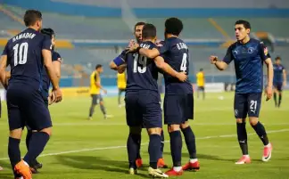 تاكيس جونياس يعلن قائمة بيراميدز لمواجهة طلائع الجيش في الدوري