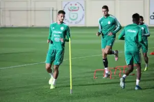 مولودية الجزائر يتعاقد مع مدافع الاتفاق السعودي