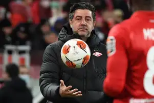 اجتماع حاسم مع فيتوريا قبل توليه تدريب منتخب مصر