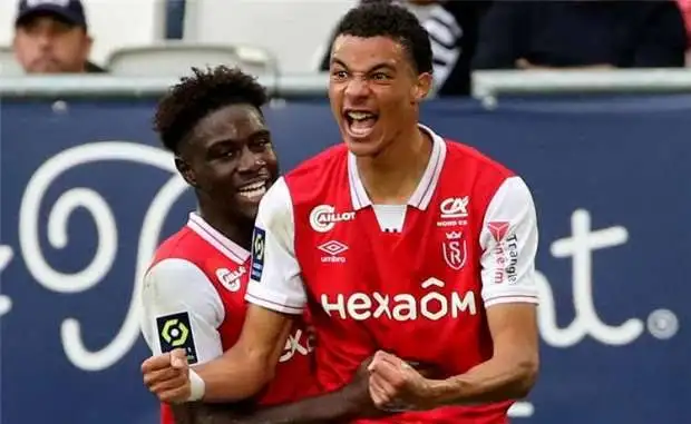باريس سان جيرمان يضم جوهرة ومستقبل منتخب فرنسا