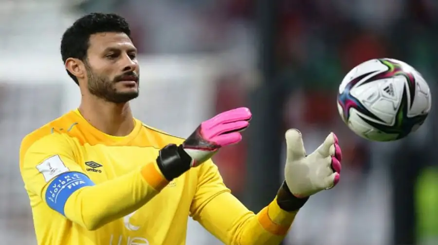 الشناوي يتوج بجائزة أفضل لاعب في إفريقيا