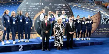 منتخب سيدات المجر لسلاح السيف يفجر مفاجأة ويتوج بذهبية الفرق ببطولة العالم للمبارزة