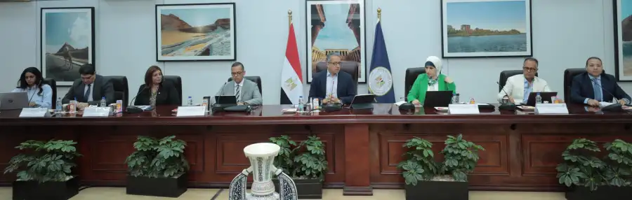 عقد أولى اجتماعات لجنة متابعة استعدادات الفنادق والمنشآت السياحية بشرم الشيخ لـCOP 27