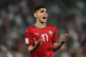 كواليس رفض اتحاد جدة التعاقد مع بن شرقي وموقف الأهلي