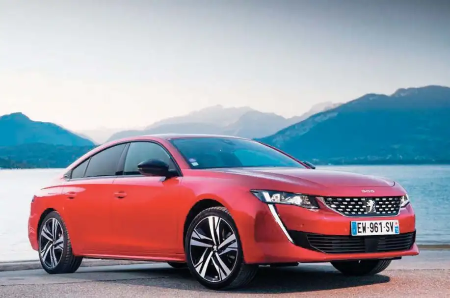 سيارات "بيجو 508" تهيمن على السيدان "متوسطة الحجم Car-D"