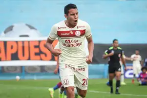الفتح السعودي يعلن ضم البيروفي أليكس فاليرا