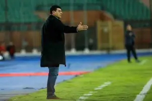 العشري يعلن تشكيل الطلائع أمام المصري