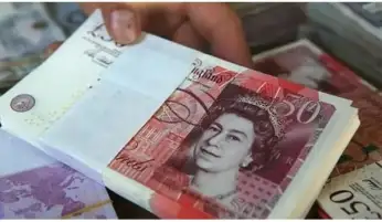 سعر الجنيه الإسترليني اليوم الأربعاء 10-8-2022 في مستهل تعاملات البنوك