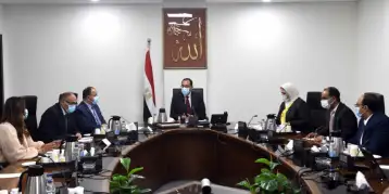 مدبولي يتابع الإجراءات التنفيذية لحزمة الحماية الاجتماعية الاستثنائية التي وجه بها الرئيس