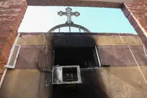 وزارة السياحة والآثار تنعى ضحايا حريق كنيسة المنيرة