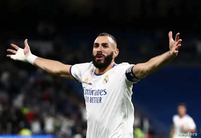 بنزيما يقود هجوم ريال مدريد لمواجهة ألميريا في الدوري الإسباني