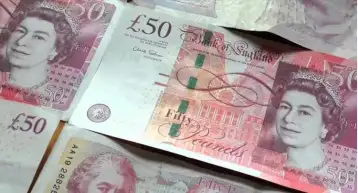 سعر الجنيه الإسترليني اليوم الاثنين 15-8-2022 مقابل الجنيه في مصر