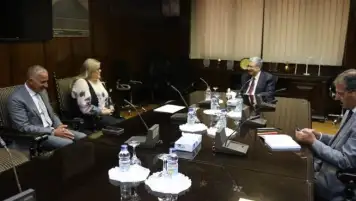 وزير الكهرباء: مصر تبذل جهودًا لتكون ممرًا لعبور الطاقة النظيفة