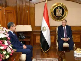 وزير التجارة يستعرض مع محافظ الغربية منظومة التنمية الصناعية بالمحافظة