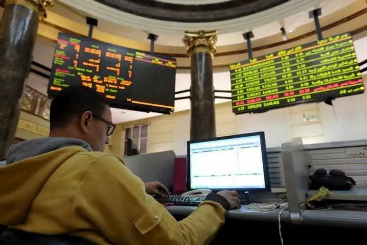 البورصة المصرية تكسب 1.1% في أسبوع