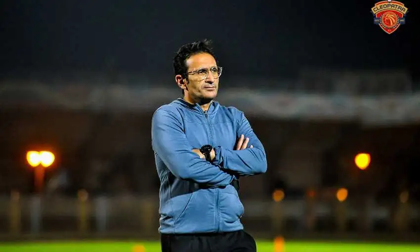 أحمد سامي: الأهلي يقترب من ثنائي سيراميكا.. وتوفير البديل يحسم الصفقة