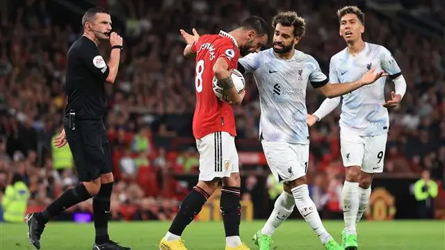 كلوب يكشف سر محادثته مع برونو فرنانديز بعد مشادته محمد صلاح