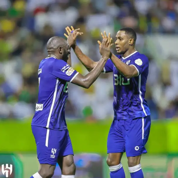 الهلال يفوز على الخليج بثنائية في الدوري السعودي
