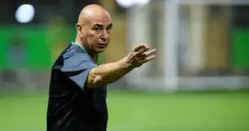 حسام حسن يوضح موقفه من الاستمرار مع المصري الموسم المقبل