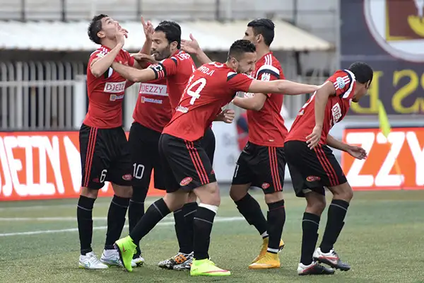 اتحاد العاصمة يفوز على مولودية الأبيض بالدوري الجزائري
