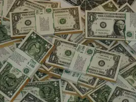 عائد السندات الأمريكية أجل عامين يصل إلى أعلى مستوياته منذ نوفمبر 2007