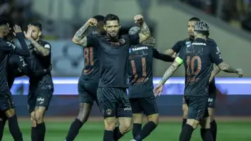 الشباب يكتسح أبها برباعية في الدوري السعودي