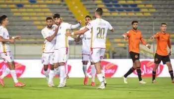 «كاف» يحدد ملعب كأس السوبر الإفريقي بين الوداد ونهضة بركان