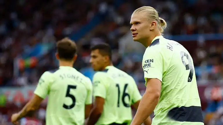 مانشستر سيتي يتعادل مع أستون فيلا في الدوري الإنجليزي