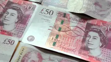 سعر الجنيه الإسترليني اليوم الإثنين 5-9-2022 مقابل الجنيه