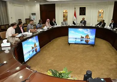 الجزار: إتاحة المزيد من قطع الأراضى لحاجزي المرحلة الثامنة بـ"بيت الوطن" للمصريين في الخارج